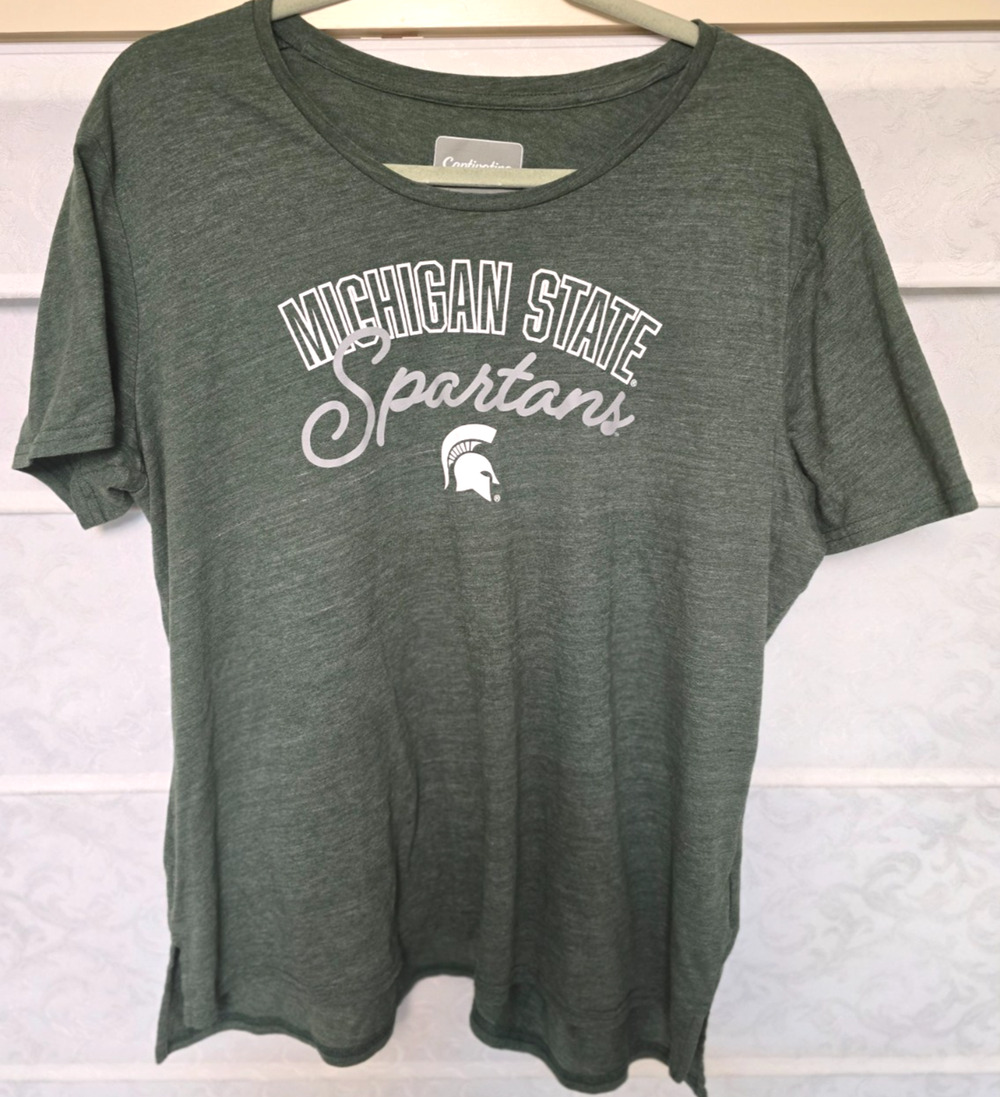 Michigan State Spartans Shirt Womens 2XL Green Captivating College Graphic Tee
